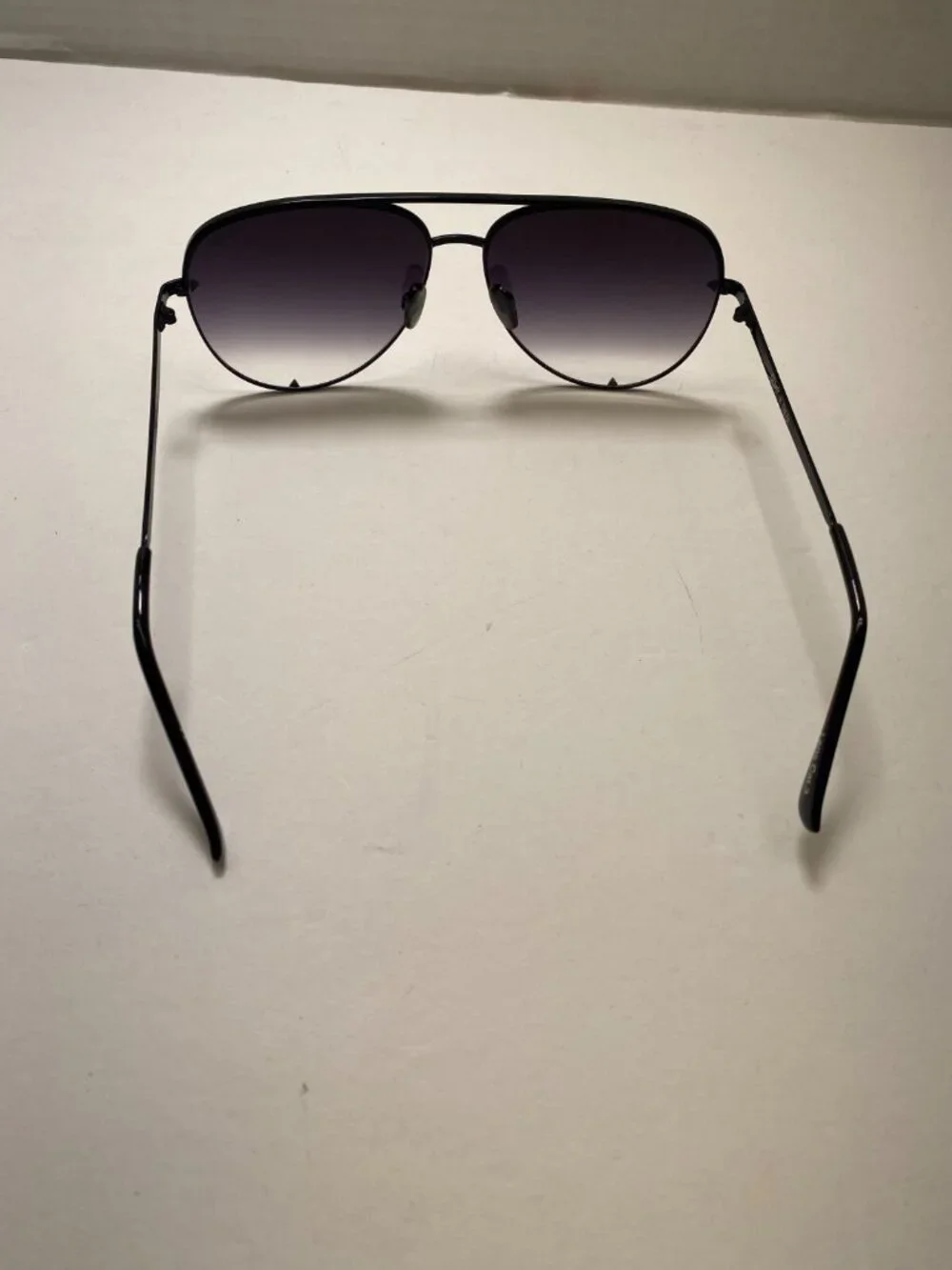 Quay x Desi High Key Black Aviator Sunglasses 111 Frames Gradient Lenses
